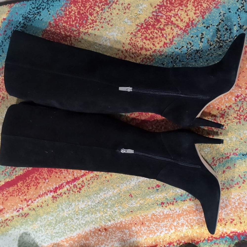 Vince Camuto boots - Picture 2 of 4